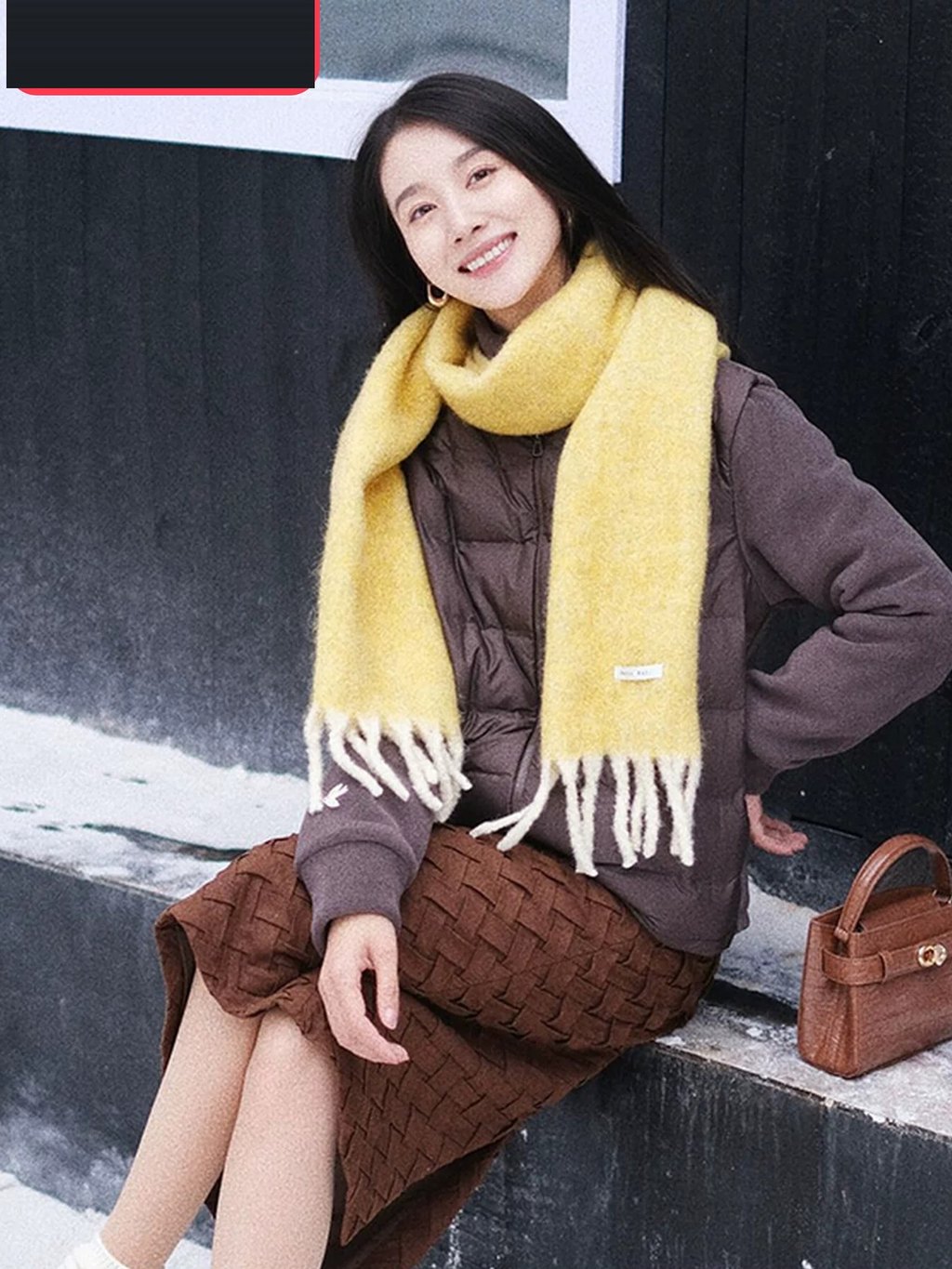 LK-102 Scarf — fringed, textured, plush, soft touch detail