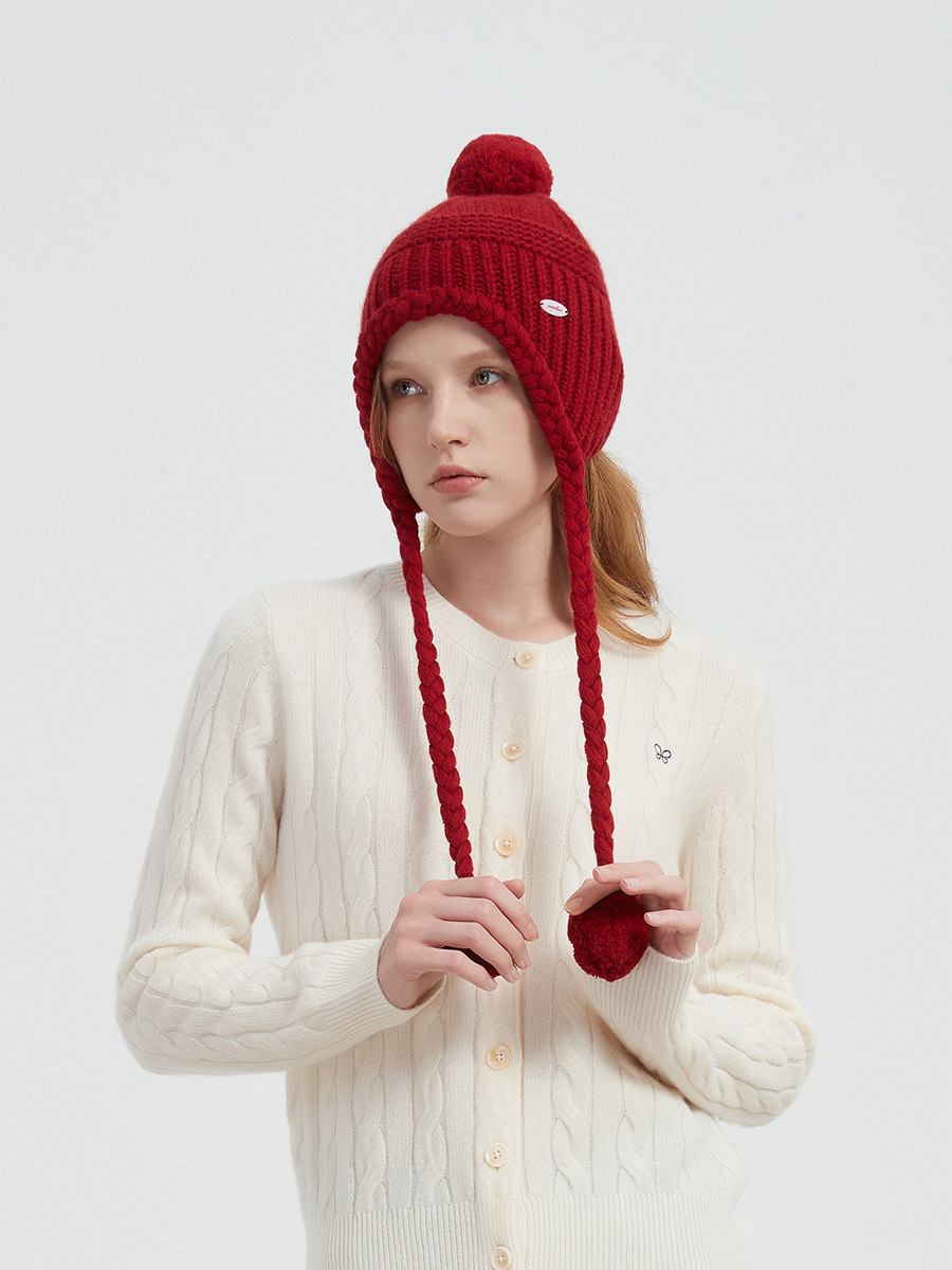 LK-112 Wool Knit Hat — vintage, everyday, face-slimming, flattering view 2